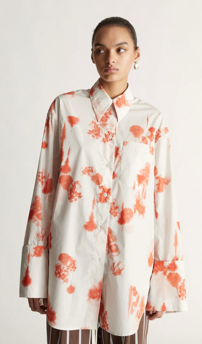 LEE MATHEWS（リーマシュー）　オーバーサイズ　フラワープリントシャツ Lee Mathews Fleur LS Shirt – Deluxe Lorne