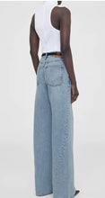 Load image into Gallery viewer, Anine Bing Briley Jeans Capri Blue