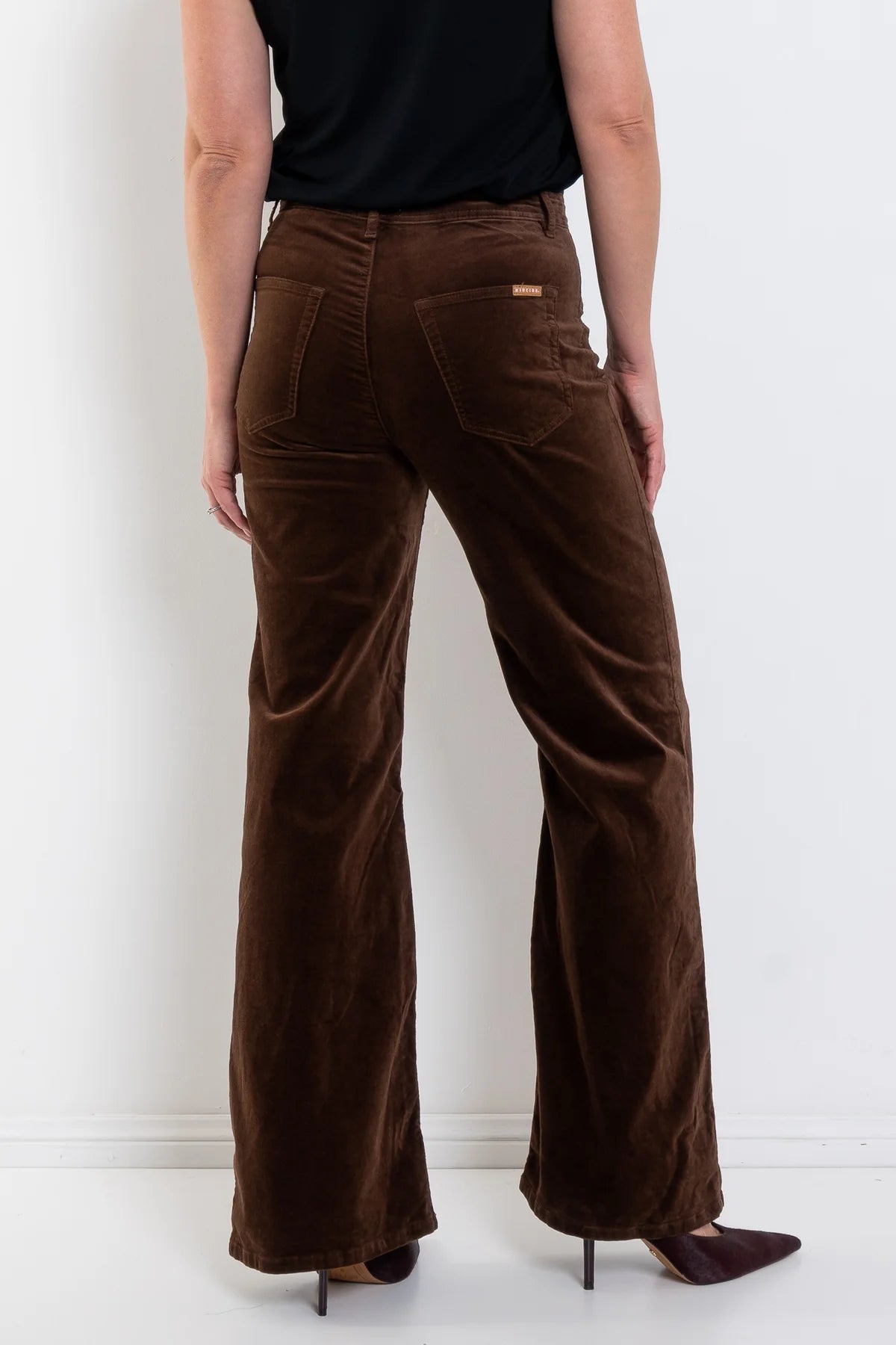 Kireina Harper Velvet Jean Chocolate