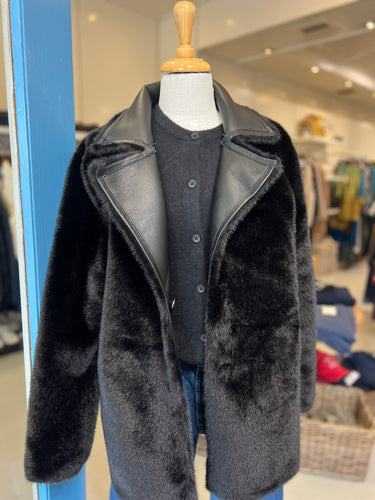 Dea The Label - Reversible Faux Sheared Jacket Black