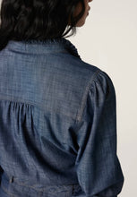 Load image into Gallery viewer, Cable Chambray Blouse Blue