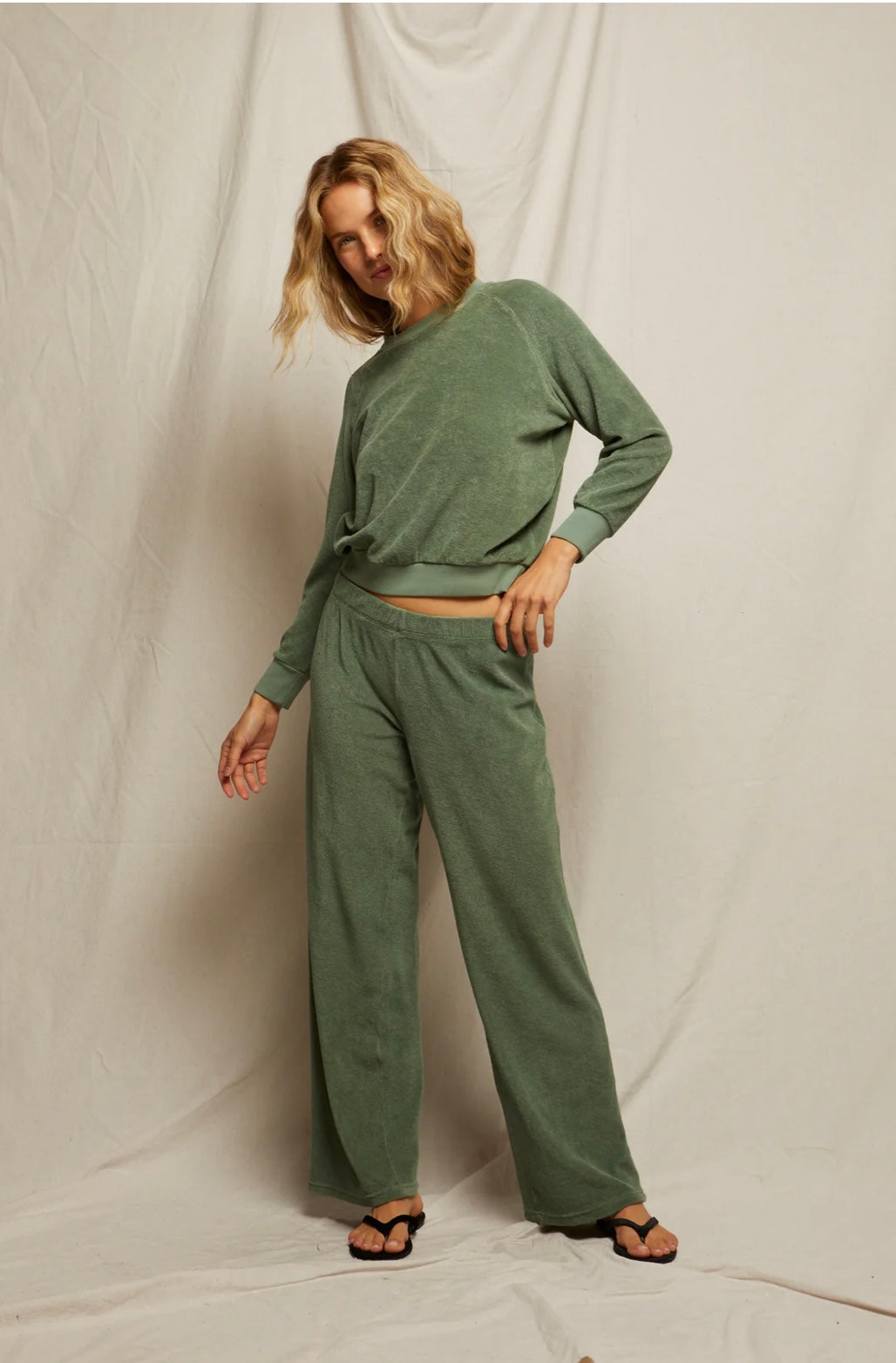 Perfect White Tee Loop Terry Pants Aloe