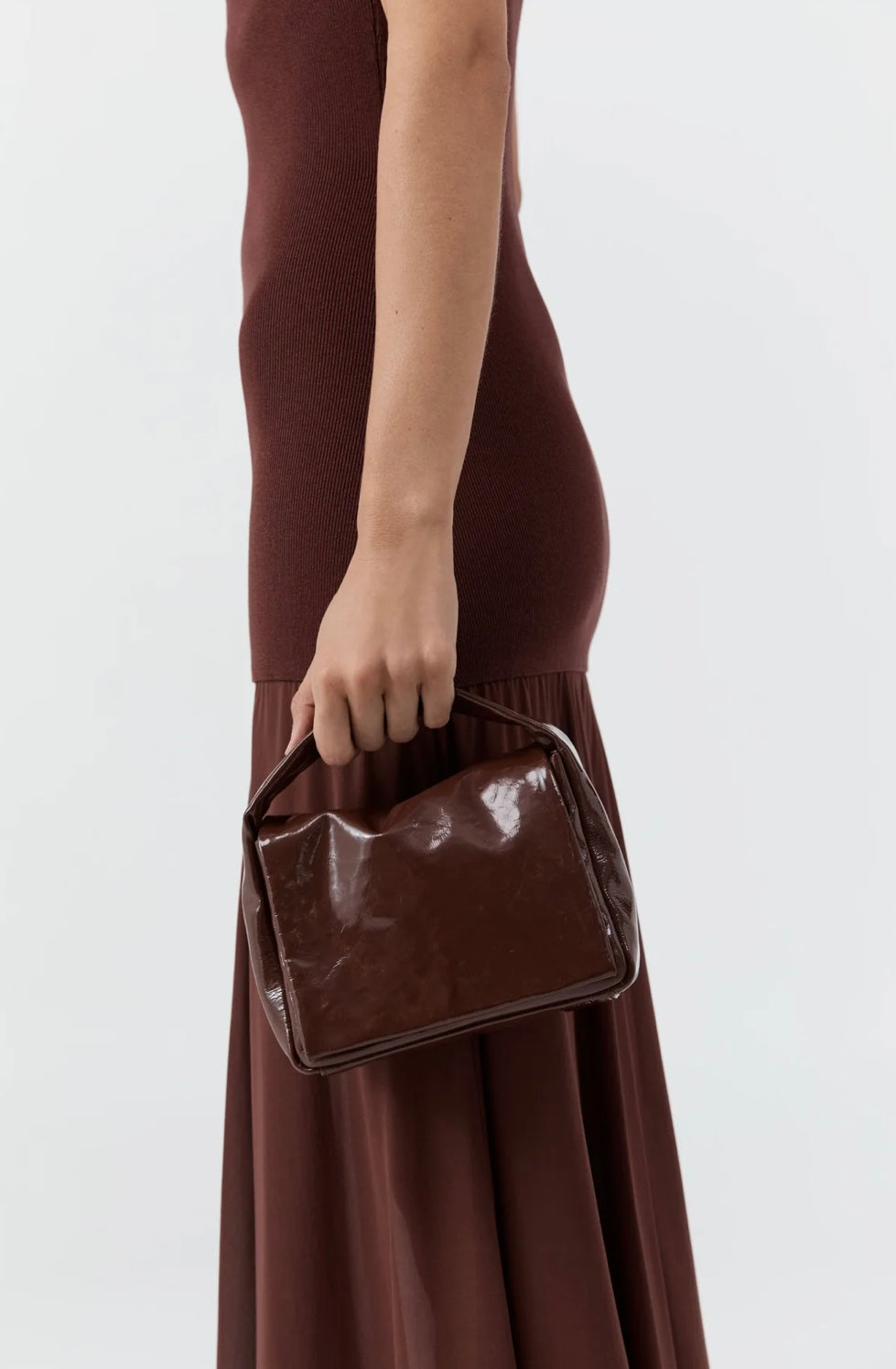 St Agni Patent Liqueur Satchel