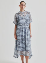 Load image into Gallery viewer, Second Female Maje Dress Cashmere Blue