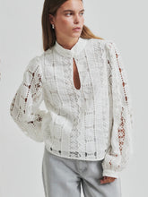 Load image into Gallery viewer, Second Female Milina Broderie blouse