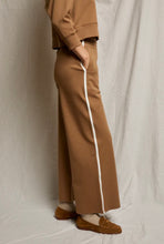 Load image into Gallery viewer, Perfect White Tee Mikos Pant