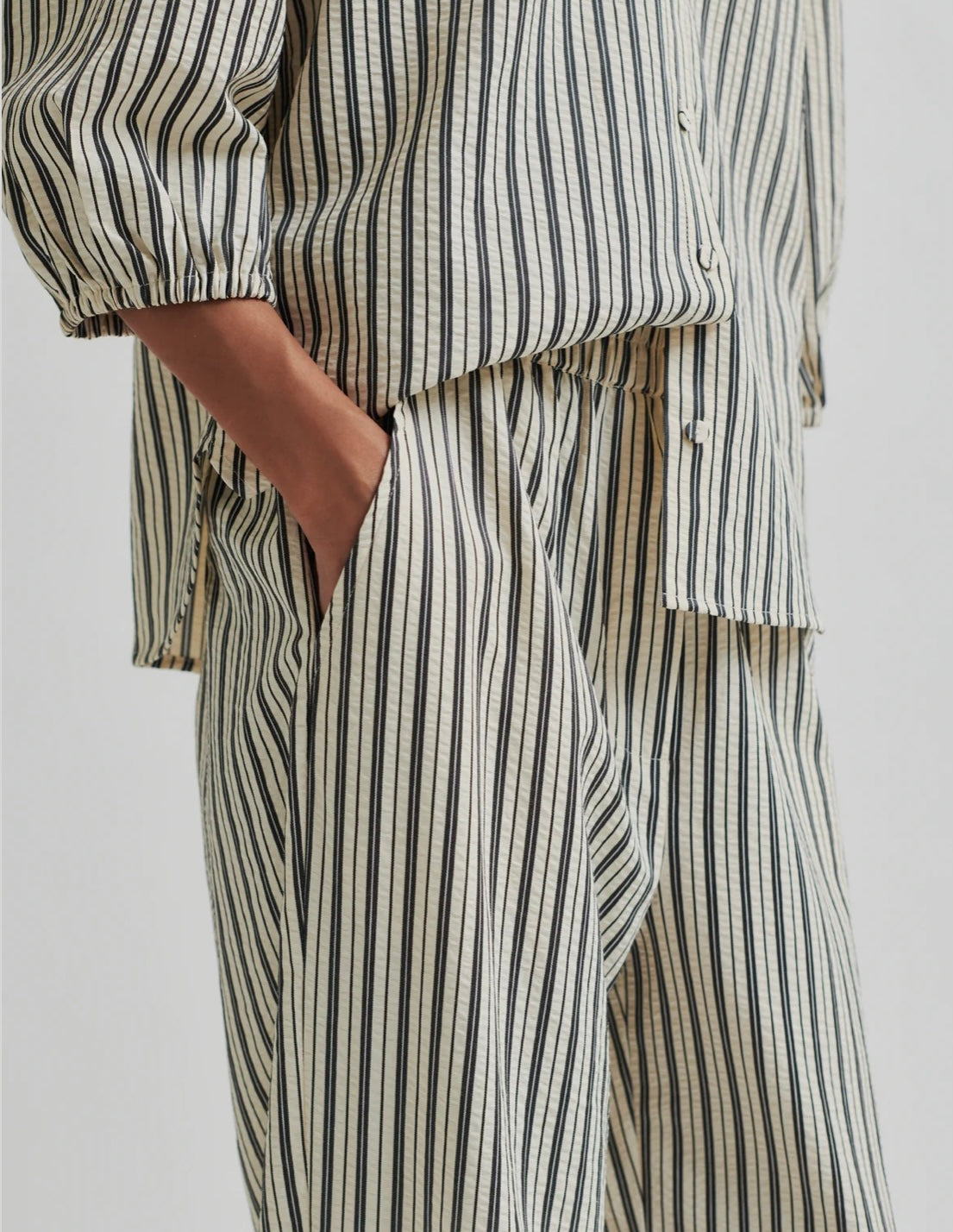 Second Female Serifa Trousers