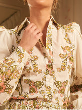 Load image into Gallery viewer, Hannah Artwear Alma fitted shirt Jasmine peach
