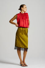 Load image into Gallery viewer, Le Stripe Le Cocktail Top Rouge