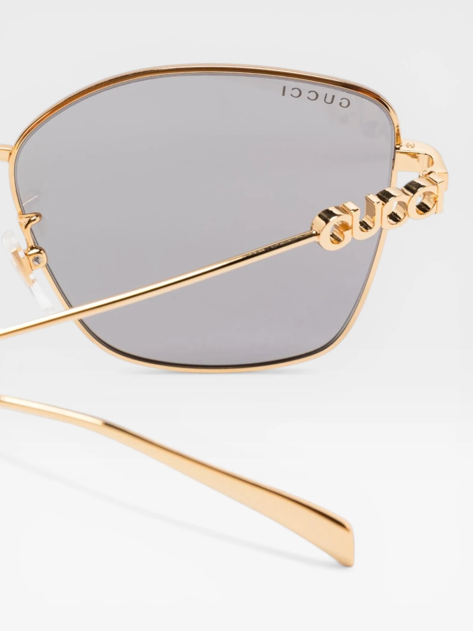 Gucci Butterfly-frame sunglasses