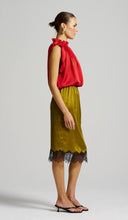 Load image into Gallery viewer, Le Stripe Le Cocktail Top Rouge