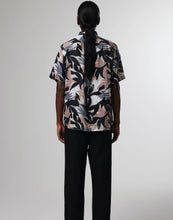 Load image into Gallery viewer, No Nationality Tyrion Short Sleeve Linen Shirt