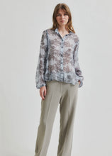 Load image into Gallery viewer, Second Female Maje Anise flower blouse
