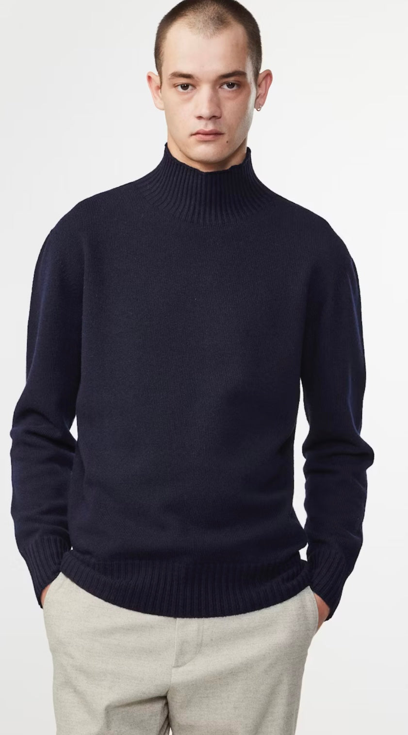 No Nationality Clark Knit in Navy