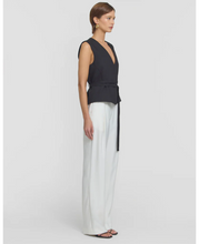 Load image into Gallery viewer, Viktoria and Woods Rhythm Vest in Black