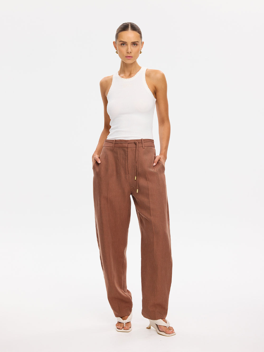 Kivari Cass Barrel Leg Pant Chocolate