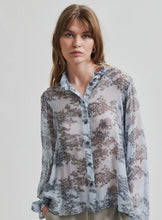 Load image into Gallery viewer, Second Female Maje Anise flower blouse