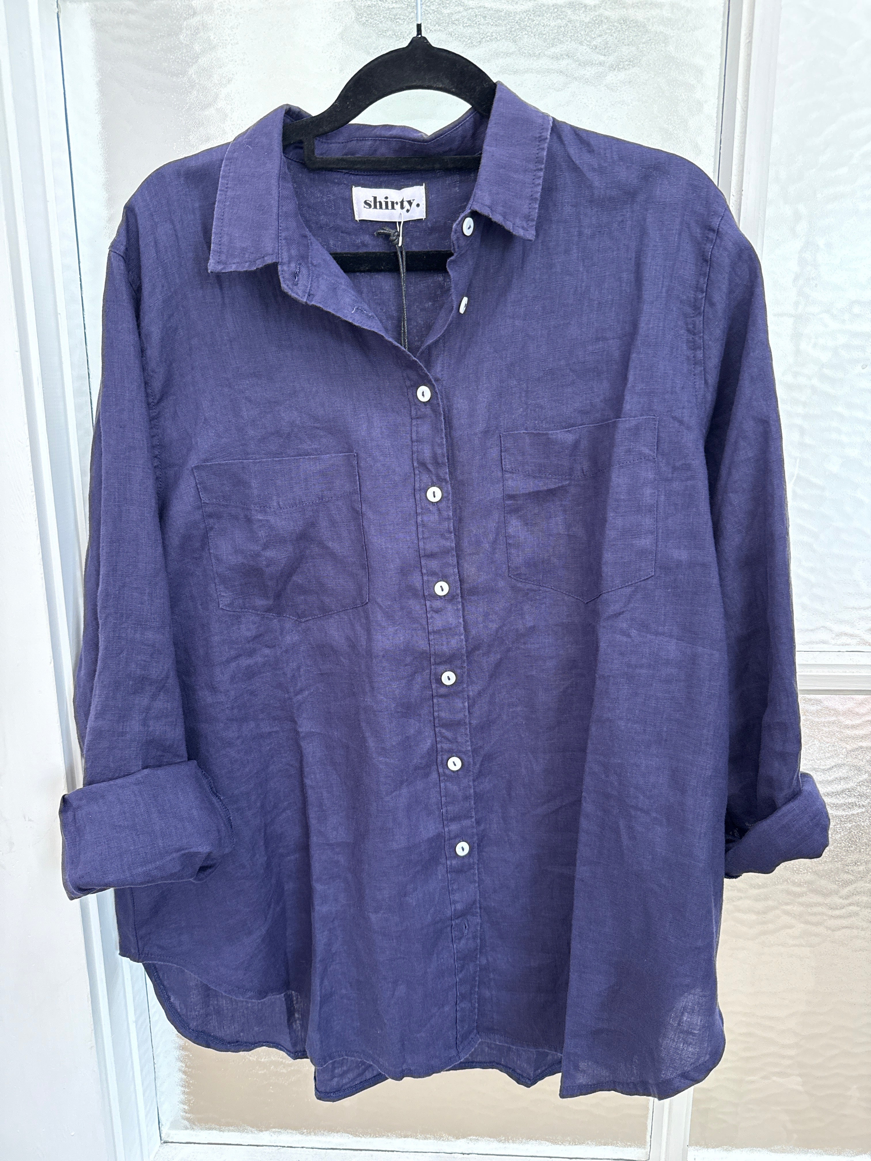 Shirty - Girlfriend Linen Shirt - Navy