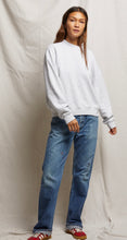 Load image into Gallery viewer, Perfect White Tee Blake Oversized Crew