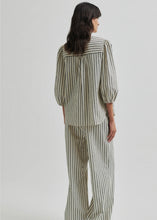 Load image into Gallery viewer, Second Female Serifa Black Striped Shirt