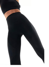 Load image into Gallery viewer, PE Nation Free Play Leggings in Black