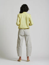 Load image into Gallery viewer, Le Stripe Le Weekend Cotton Nylon Pant in icy grey