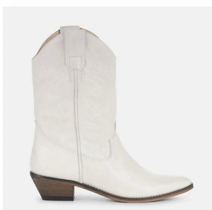 Ivy Lee Francis Boot in white