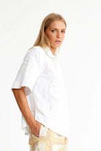 Load image into Gallery viewer, Binny Lipizanner Shirt White