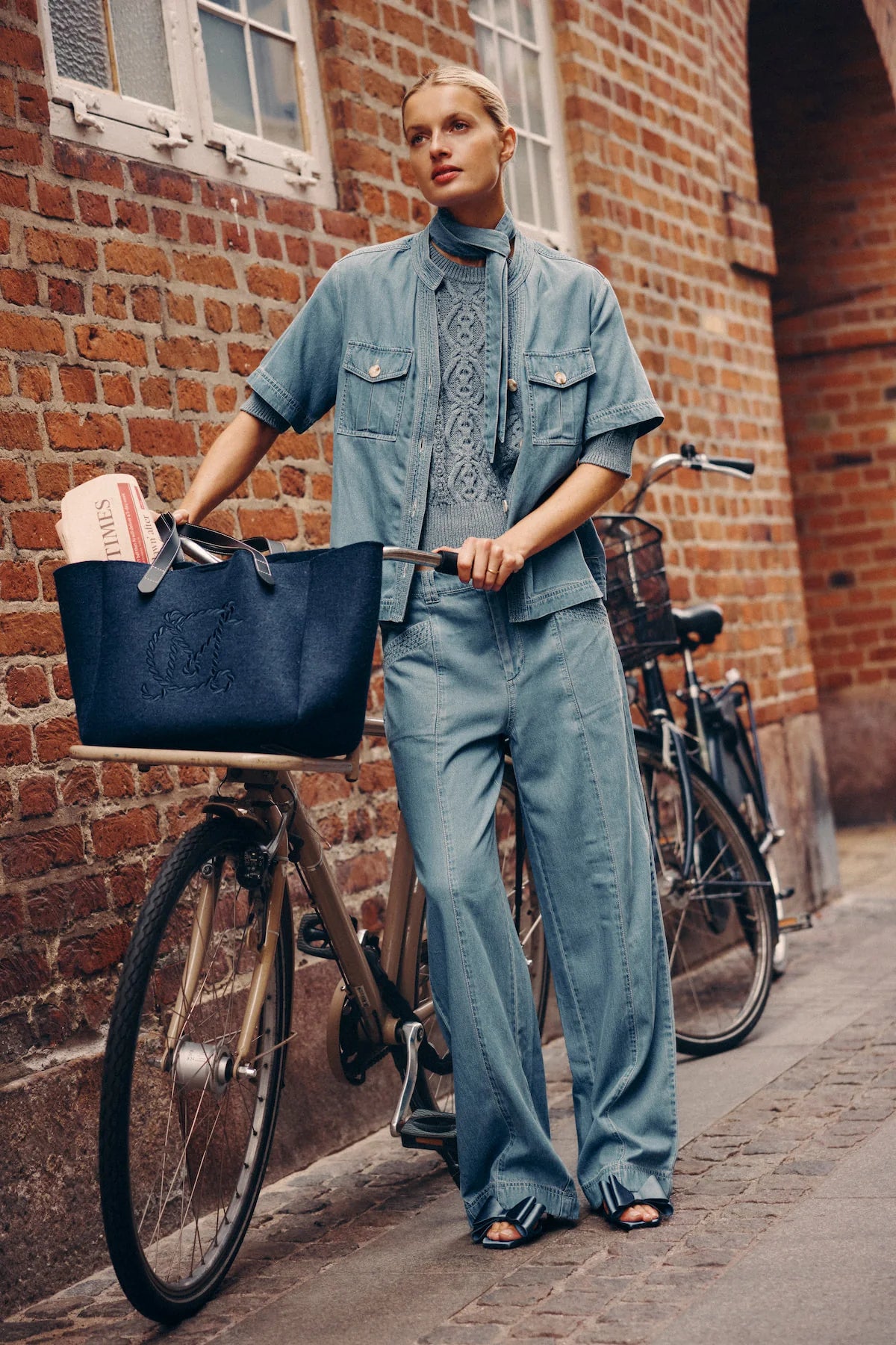 Cable Pearce Pant Blue