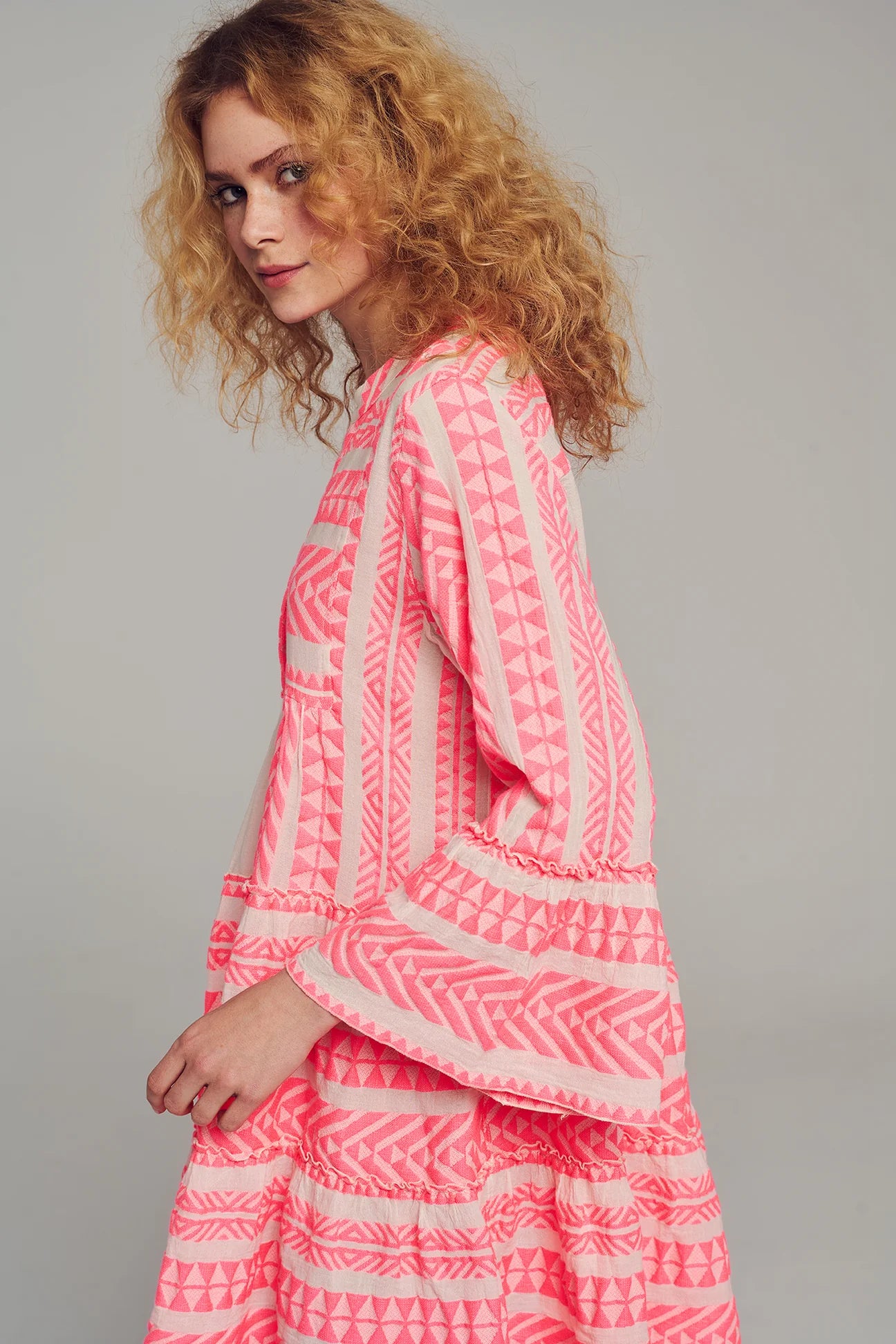 Devotion Twins Ella Short Neon Pink / Off White