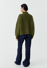 Load image into Gallery viewer, Morrison Lola Knit Pullover in Forrest