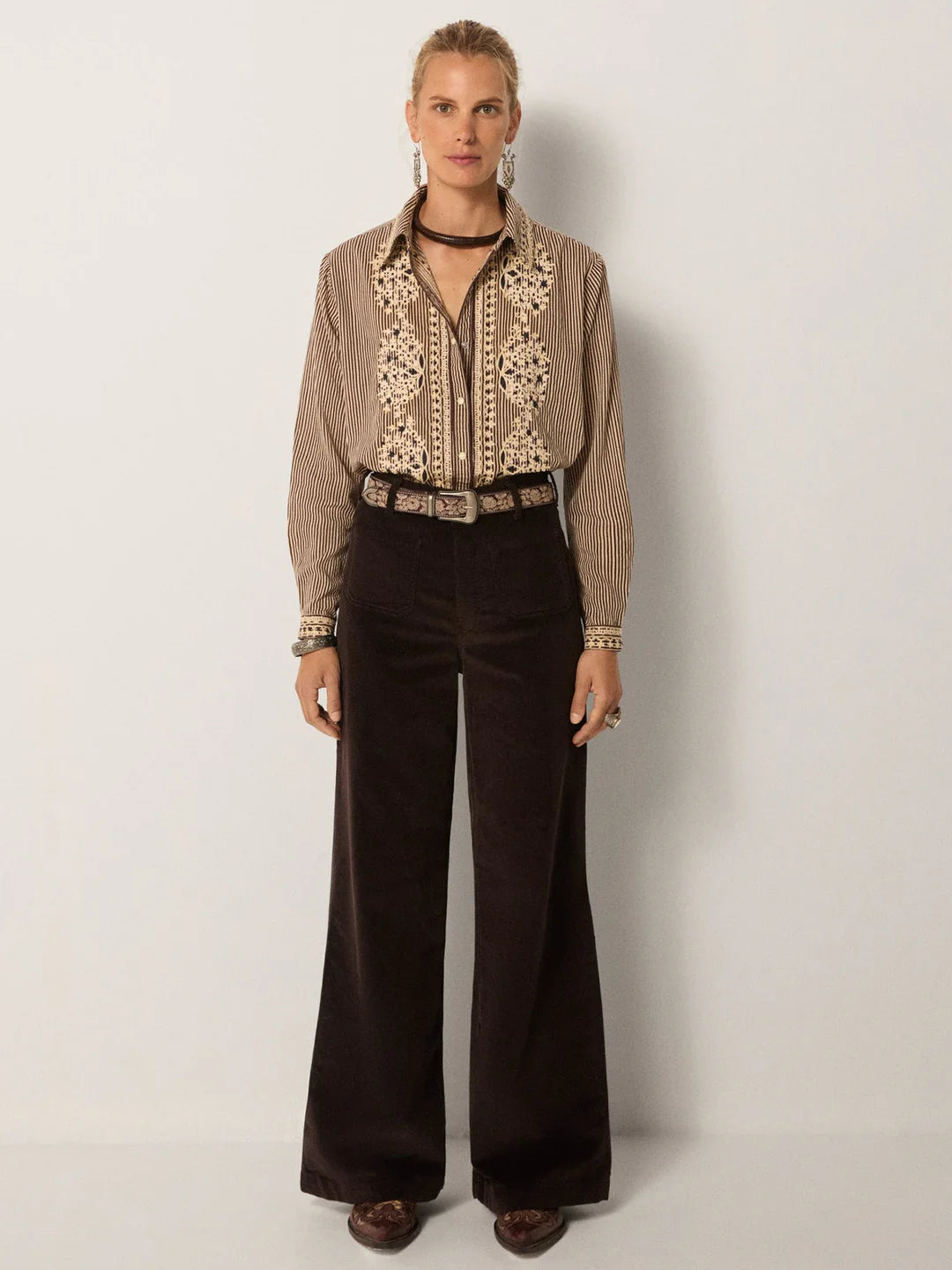 Maison Hotel Bebo Blouse - Cohiba Tobbaco