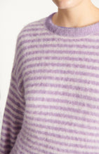 Load image into Gallery viewer, American Vintage Nenbay Pullover - STRIPED VIOLET ROSEBUD