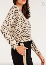 Load image into Gallery viewer, Cable Cashwool Print Crew Jumper - Cable Print