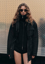 Load image into Gallery viewer, Viktoria and Woods Aerodynamic Puffer Black