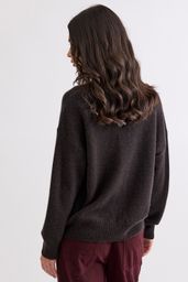 Mia Fratino Hunter Crew - Earth