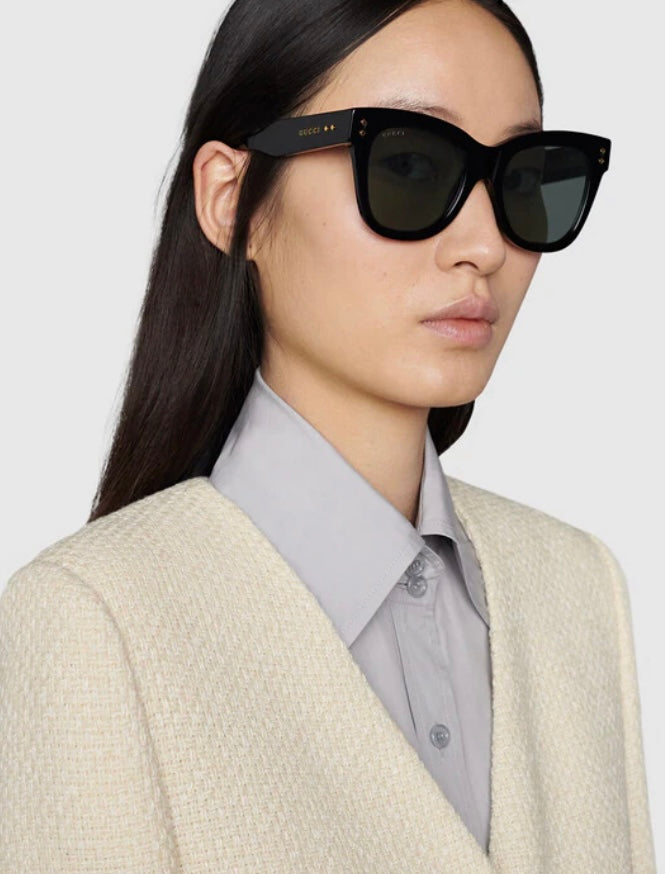 Gucci Cat Eye Frame Sunglasses in Black