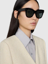 Load image into Gallery viewer, Gucci Cat Eye Frame Sunglasses in Black