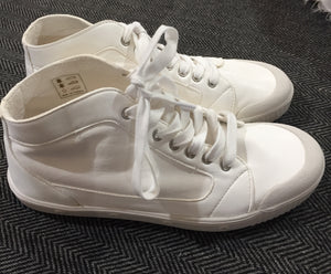 SPRING COURT - M2 Lambskin Sneakers in White
