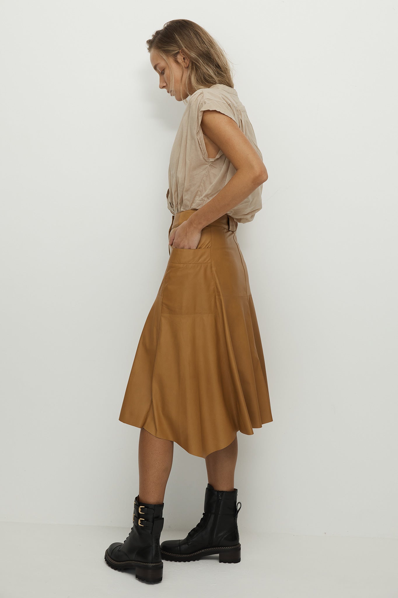 West 14th Hudson Skirt Camel