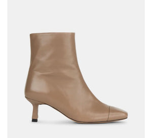 Ivy Lee Copenhagen Falula  Boot in Taupe