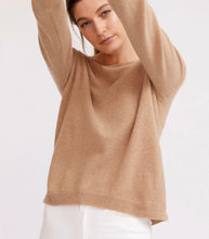 Load image into Gallery viewer, Mia Fratino Charli Cashmere Crew In Camel
