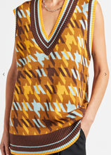 Load image into Gallery viewer, Lee Mathews Collins Vest Knit