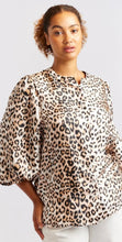 Load image into Gallery viewer, Alessandra Magnolia Shirt in Classic Animal