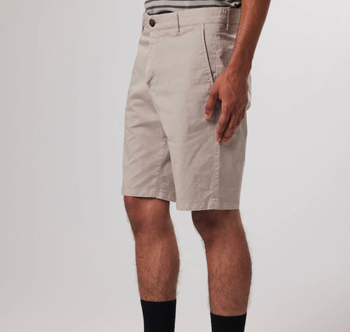 No Nationality Crown 1004 Crown Short