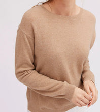 Load image into Gallery viewer, Mia Fratino Charli Cashmere Crew In Camel