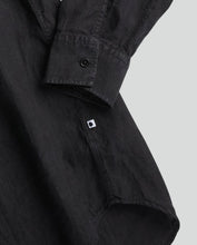 Load image into Gallery viewer, No Nationality Sune Regular Linen shirt in Black